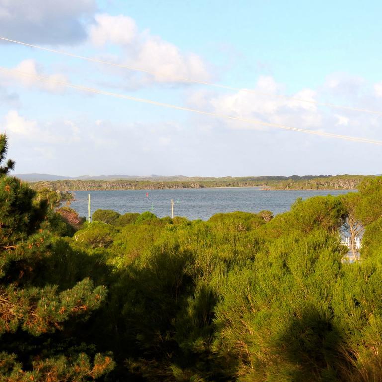 The Wave Oasis Sc B&B Mallacoota Room photo